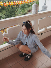 Load image into Gallery viewer, LINER LONG CROP BLOUSES - BLUE