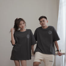 Load image into Gallery viewer, SYNERGY UNISEX OVERSIZE TEE - DARK GREY