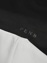 Load image into Gallery viewer, CLEAN FIT CROP TOP - BLACK

