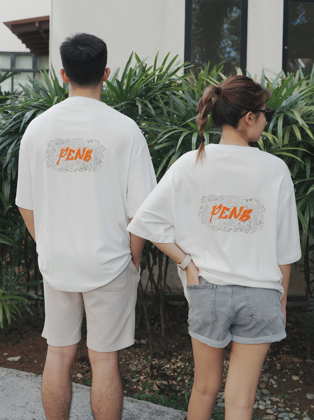 GRAFFICORE OVERSIZED UNISEX TEE - WHITE