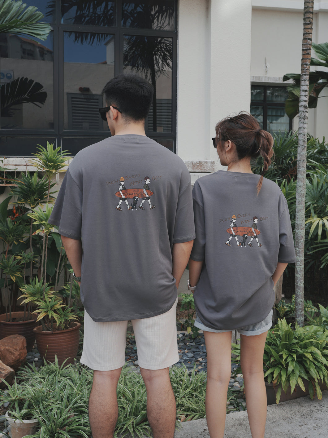 PUSH THE BEAT OVERSIZED UNISEX TEE - GREY