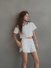 Load image into Gallery viewer, WOMEN’S FLOW SHORTS - WHITE
