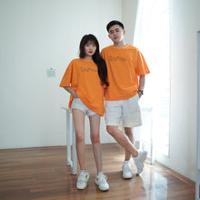 Load image into Gallery viewer, LINERRABBIT UNISEX OVERSIZE TEE - ORANGE
