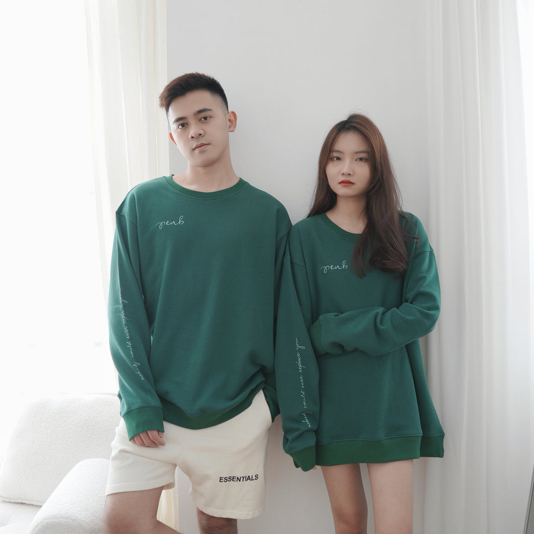 IRREPLACEABLE UNISEX SWEATER - GREEN